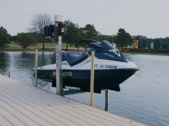 services-Small-Watercraft-Lifts-image